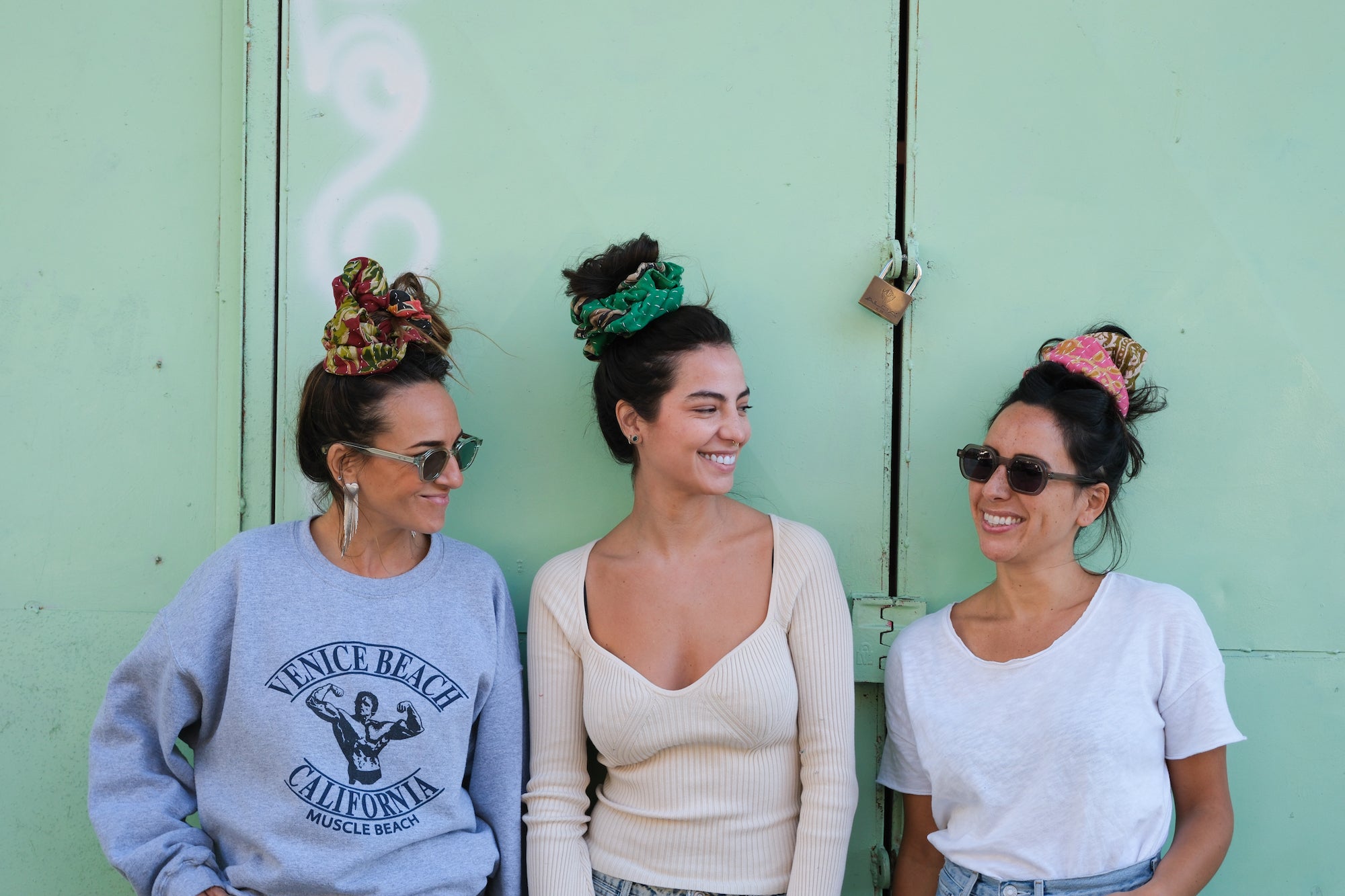 אוברסייז סקראנצ׳יז