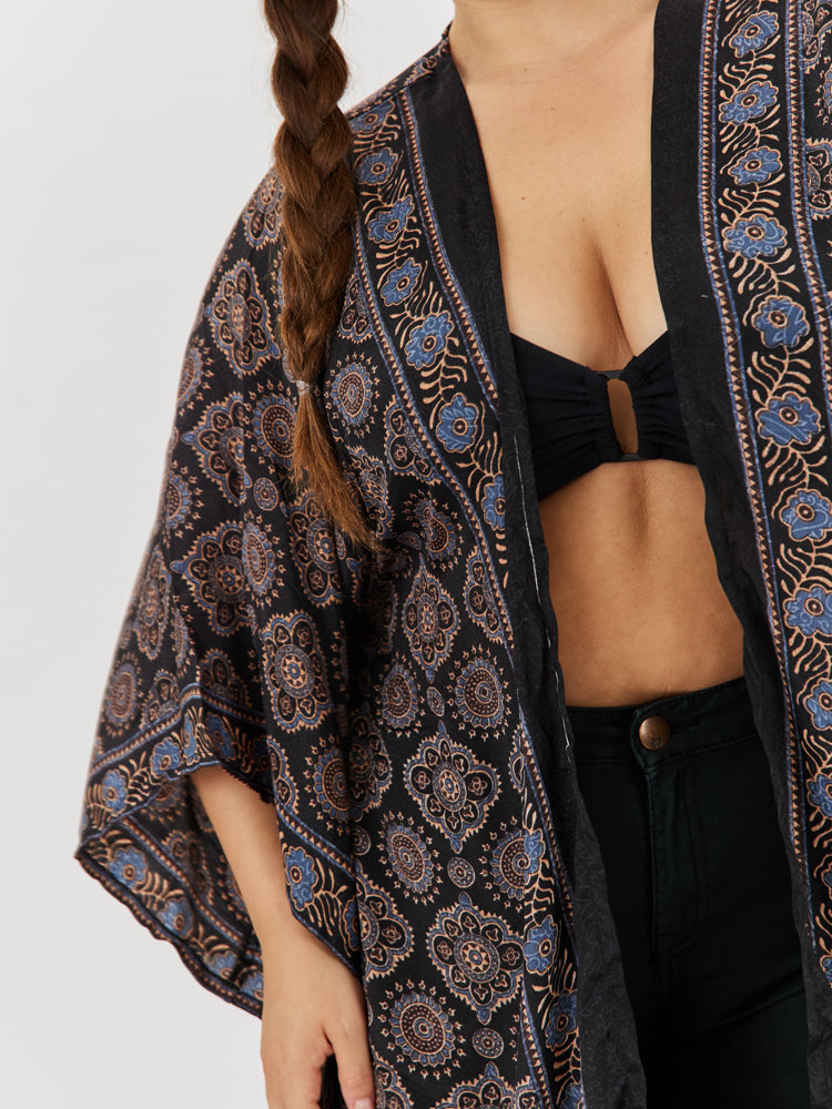 Mandala Kimono