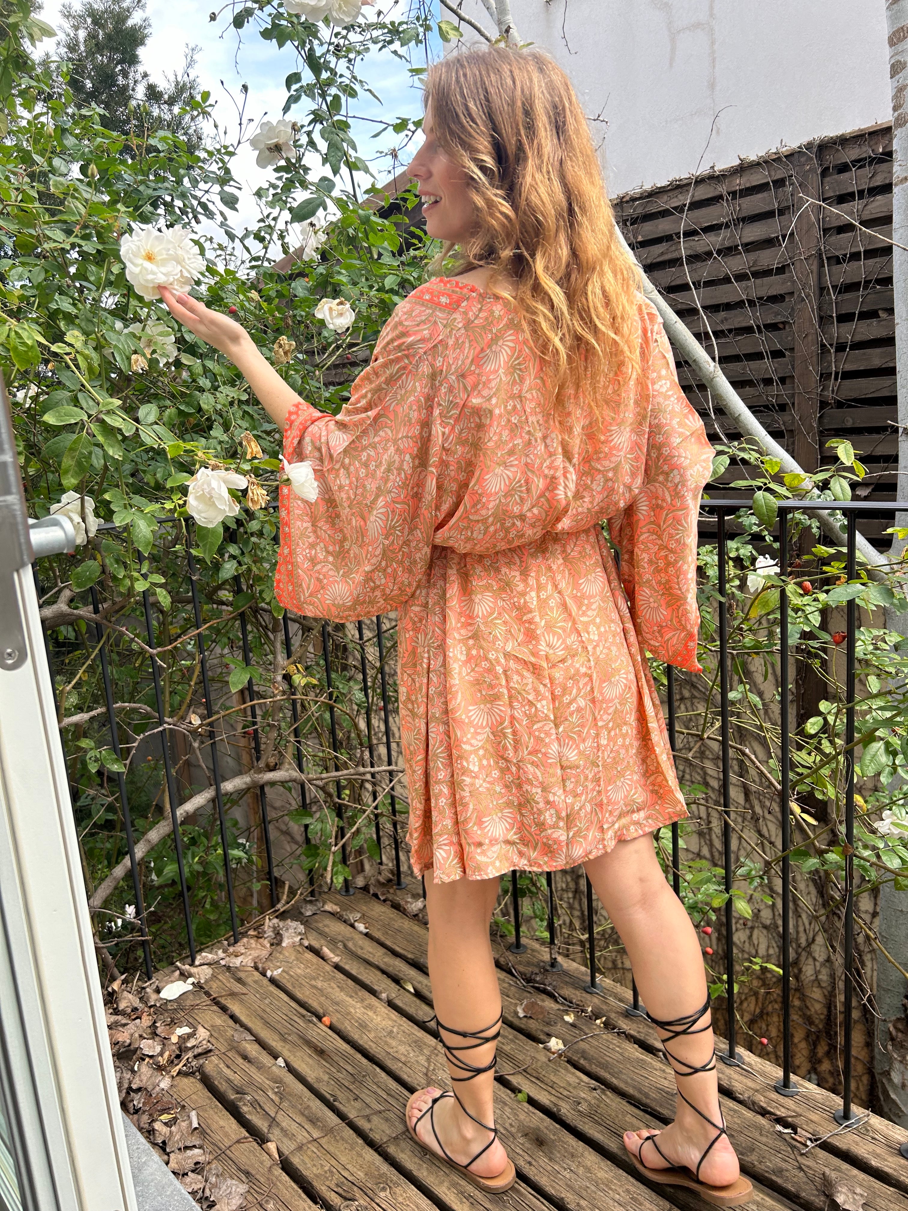 Scarlett Kimono