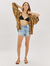 Load image into Gallery viewer, Sinaya Kimono
