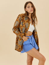 Load image into Gallery viewer, Hermes Shirt S/M
