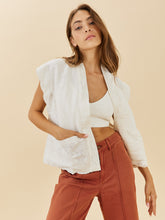 Load image into Gallery viewer, Schiffli Vest
