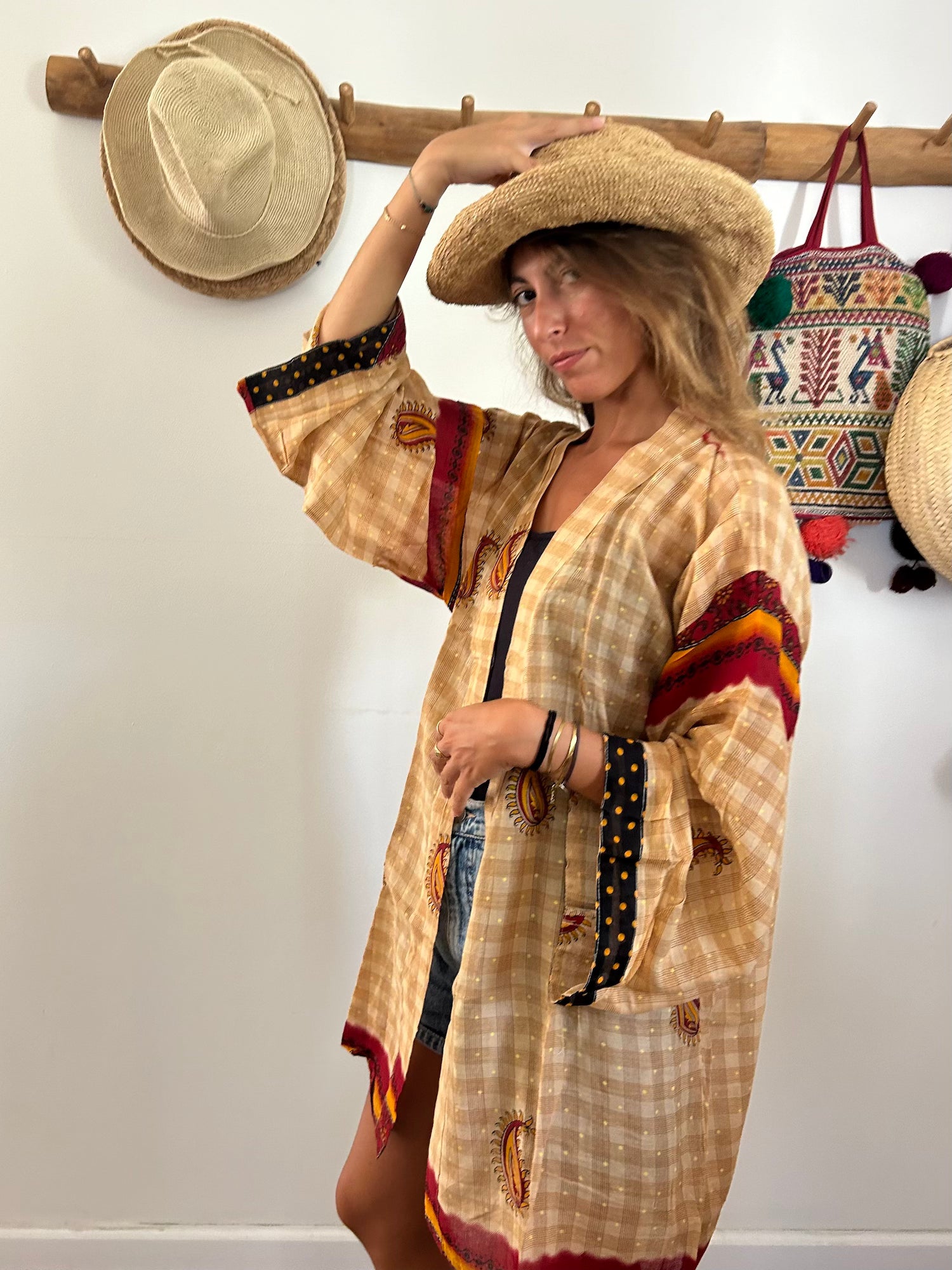 Nilus Kimono