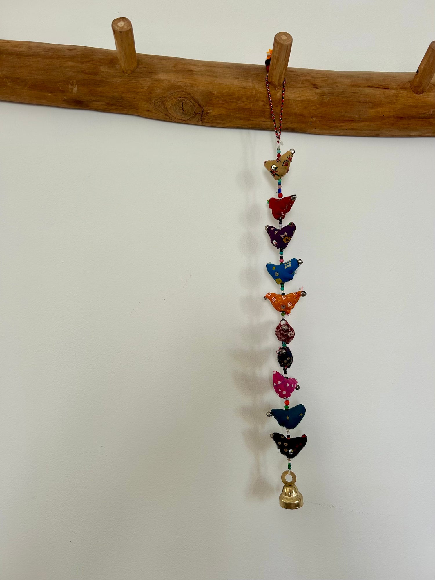 Short bird decoration