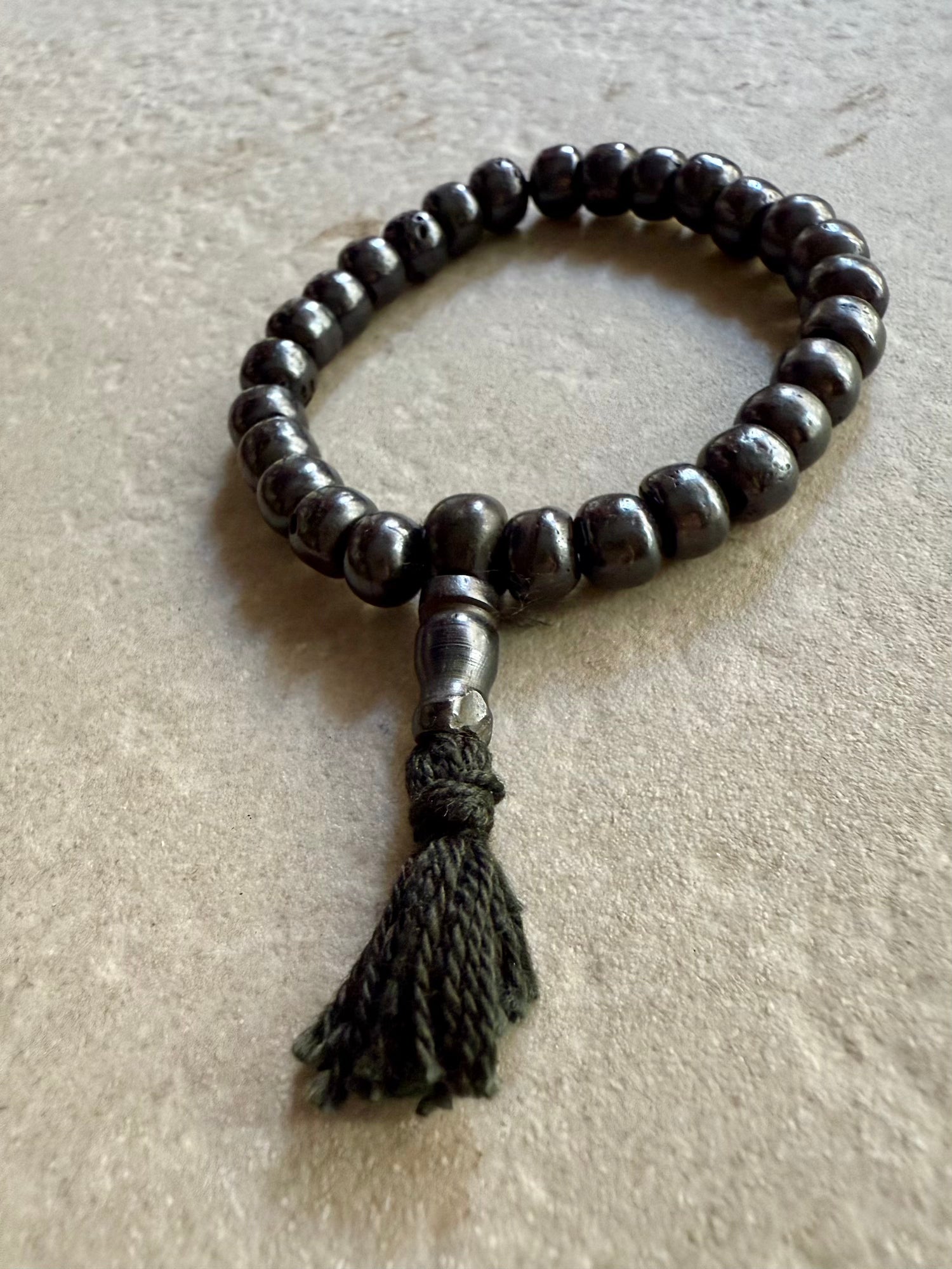 Masbaha Bracelet - Metallic Black