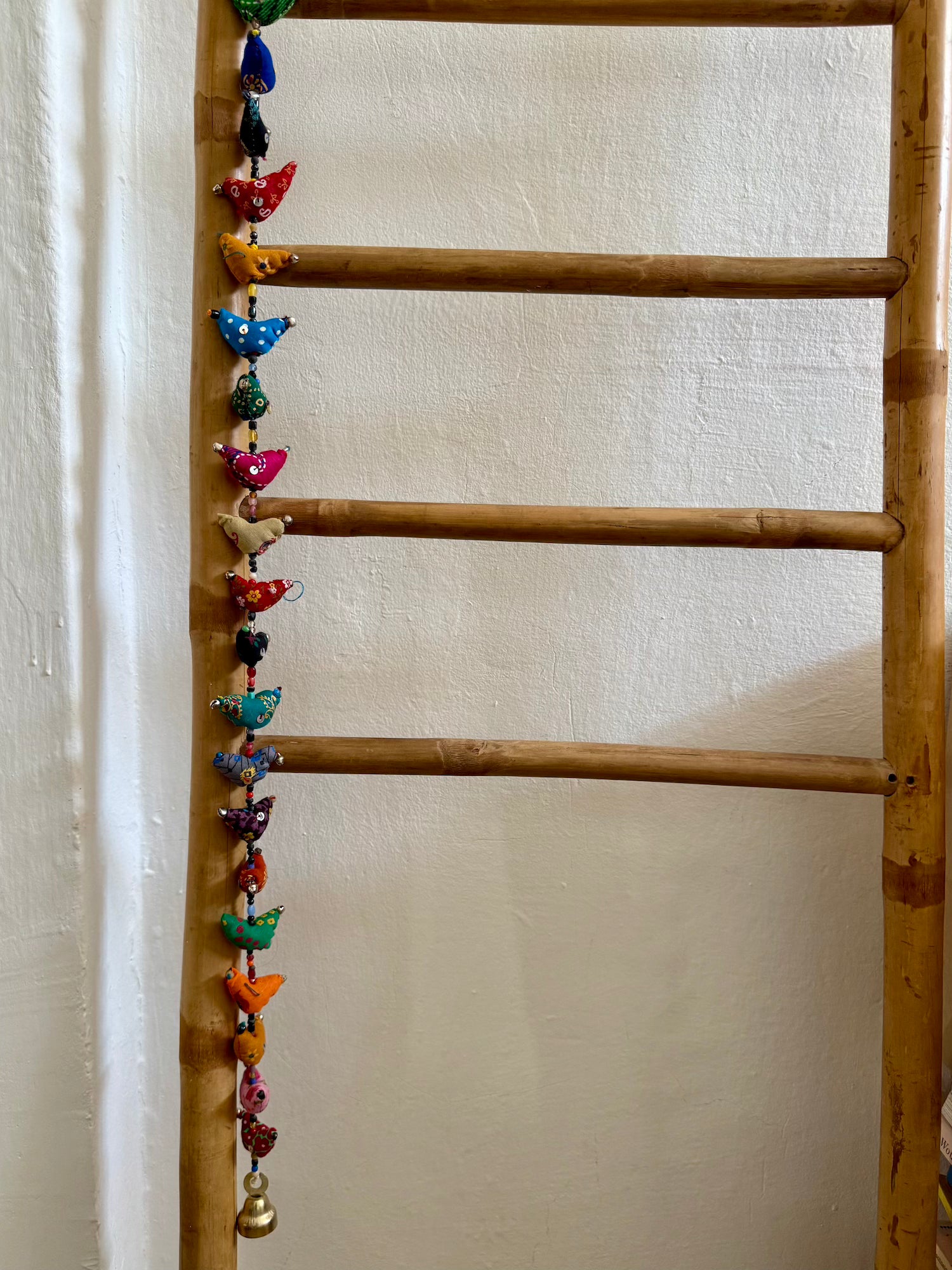 Long bird decoration - color