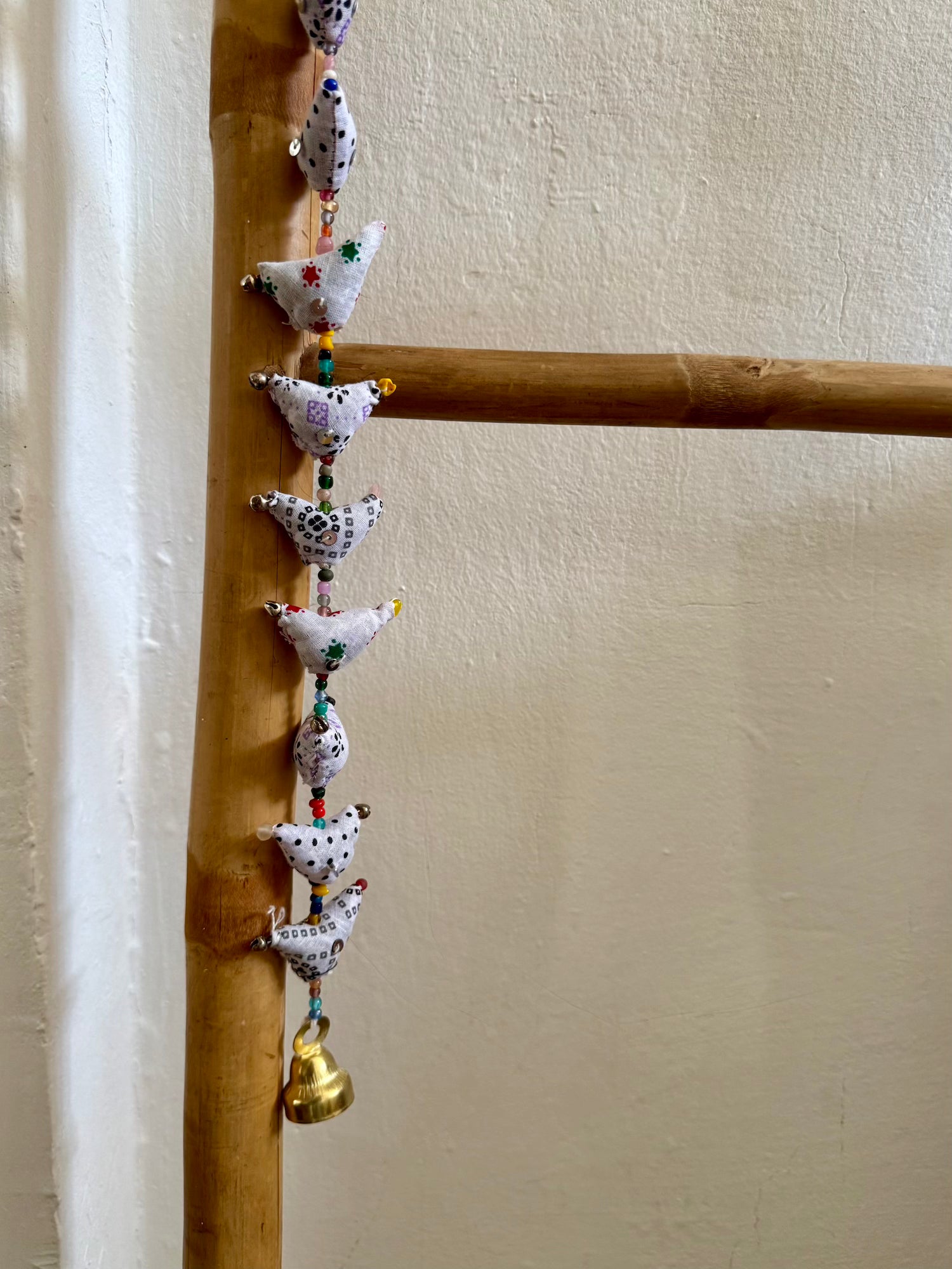 Long bird decoration - white