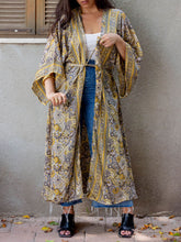 Load image into Gallery viewer, Stella Kimono
