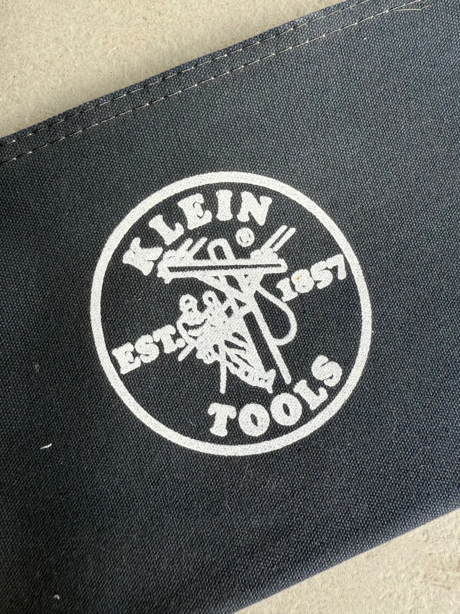 Klein Clutch - Black