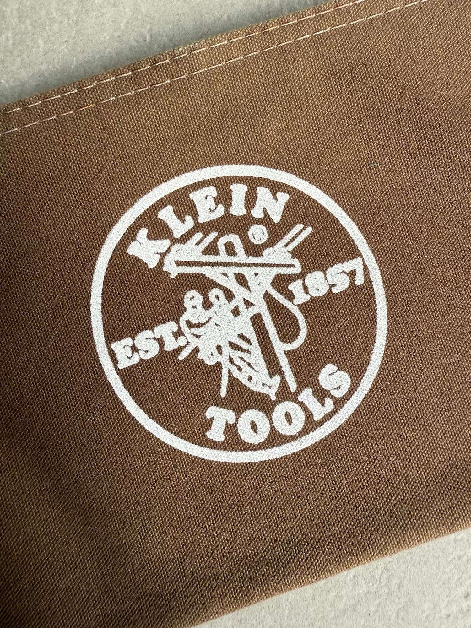 Klein Clutch - Brown