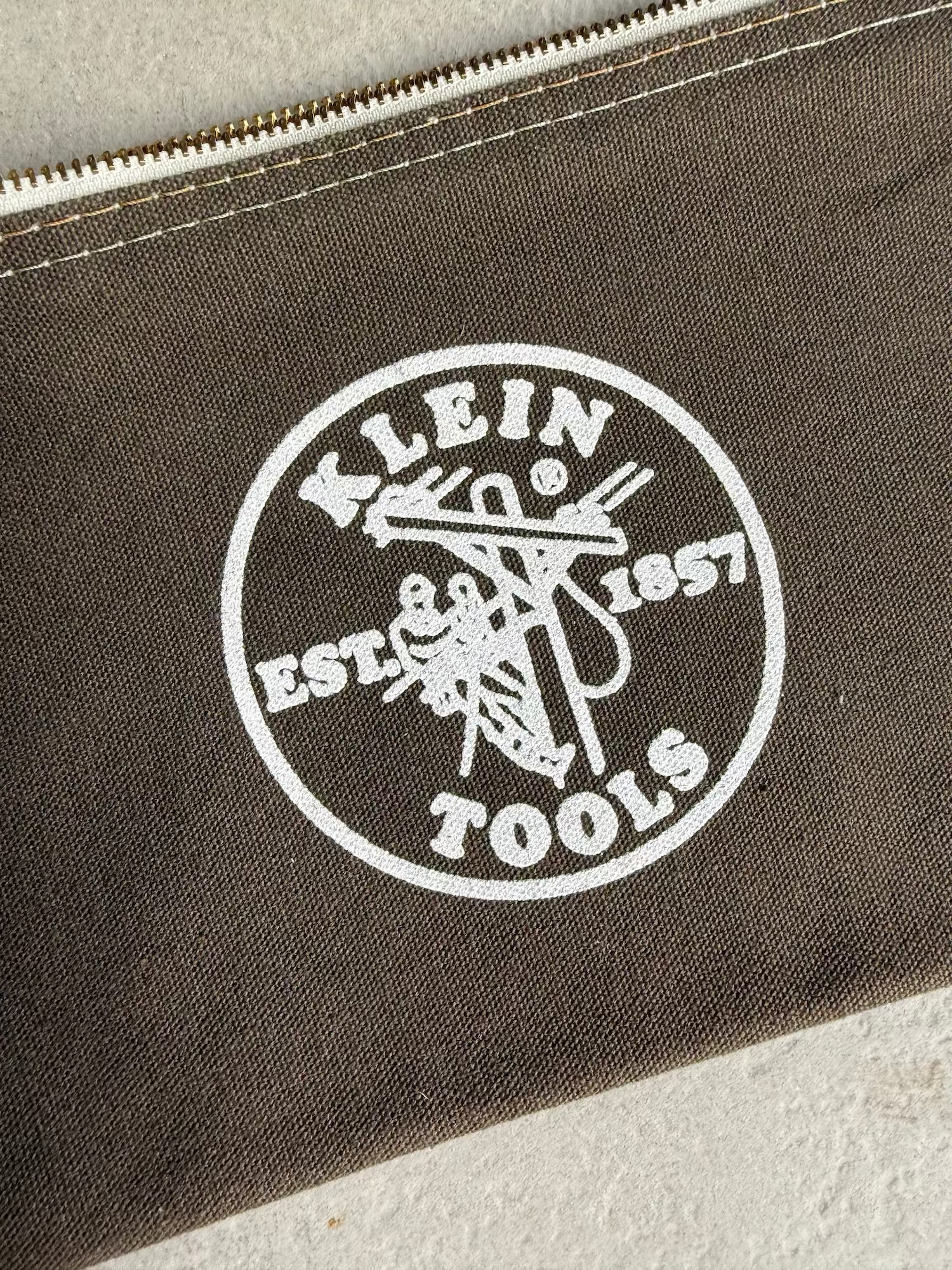 Klein Clutch - Khaki