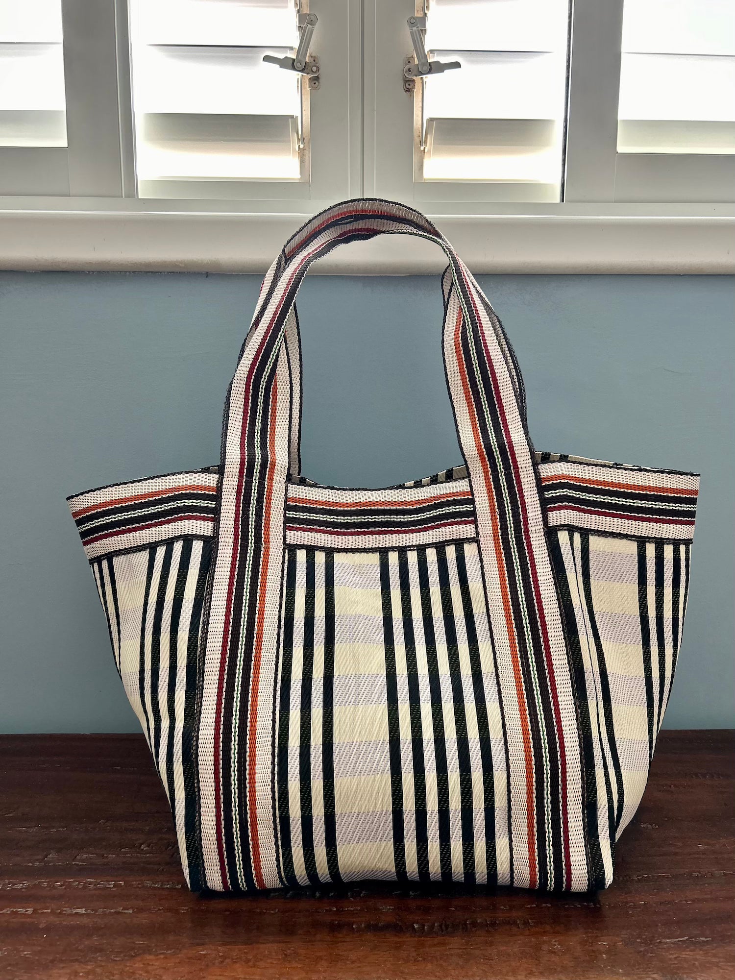 Medium Salvador Bag