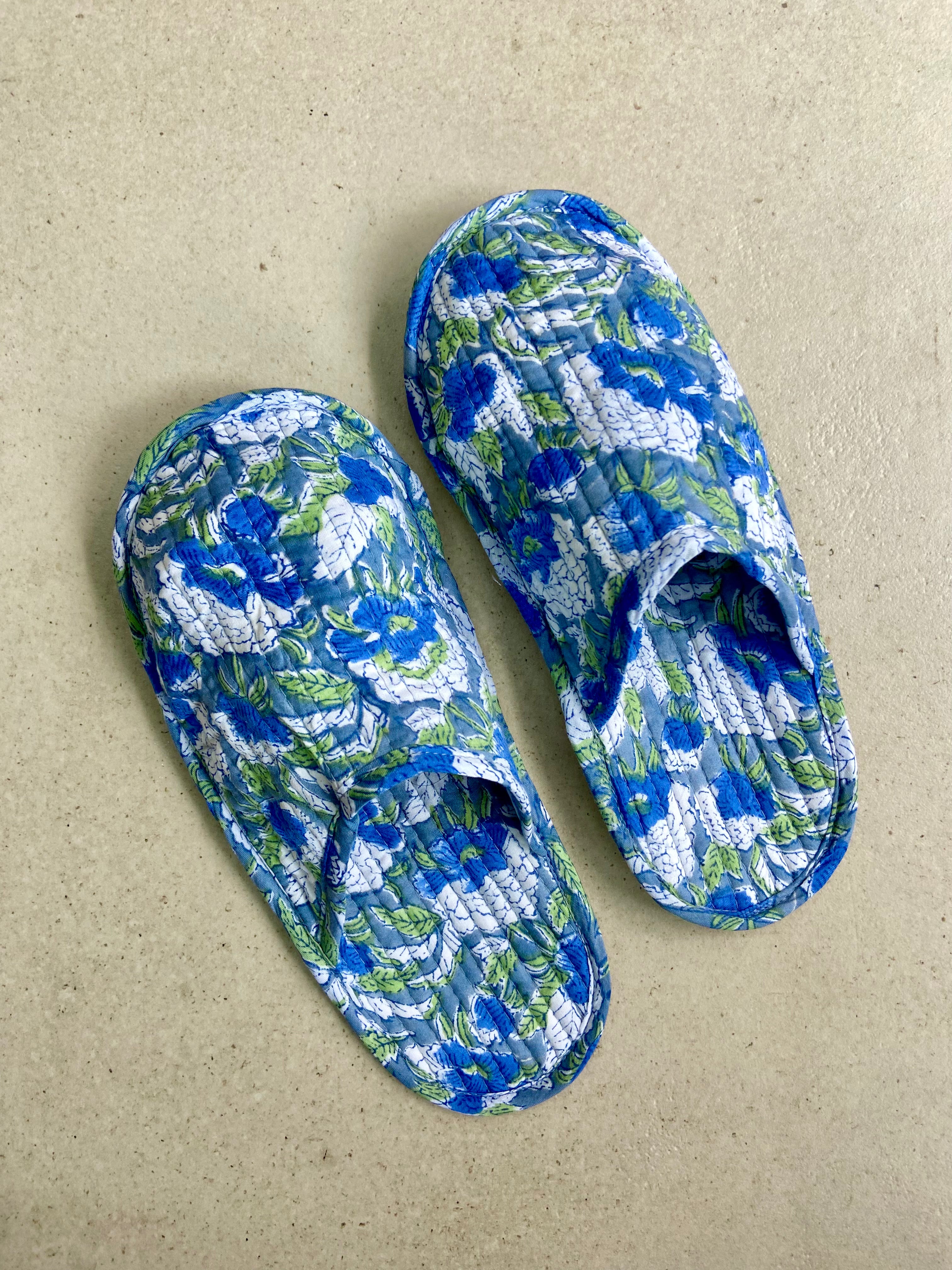 L/XL Slippers