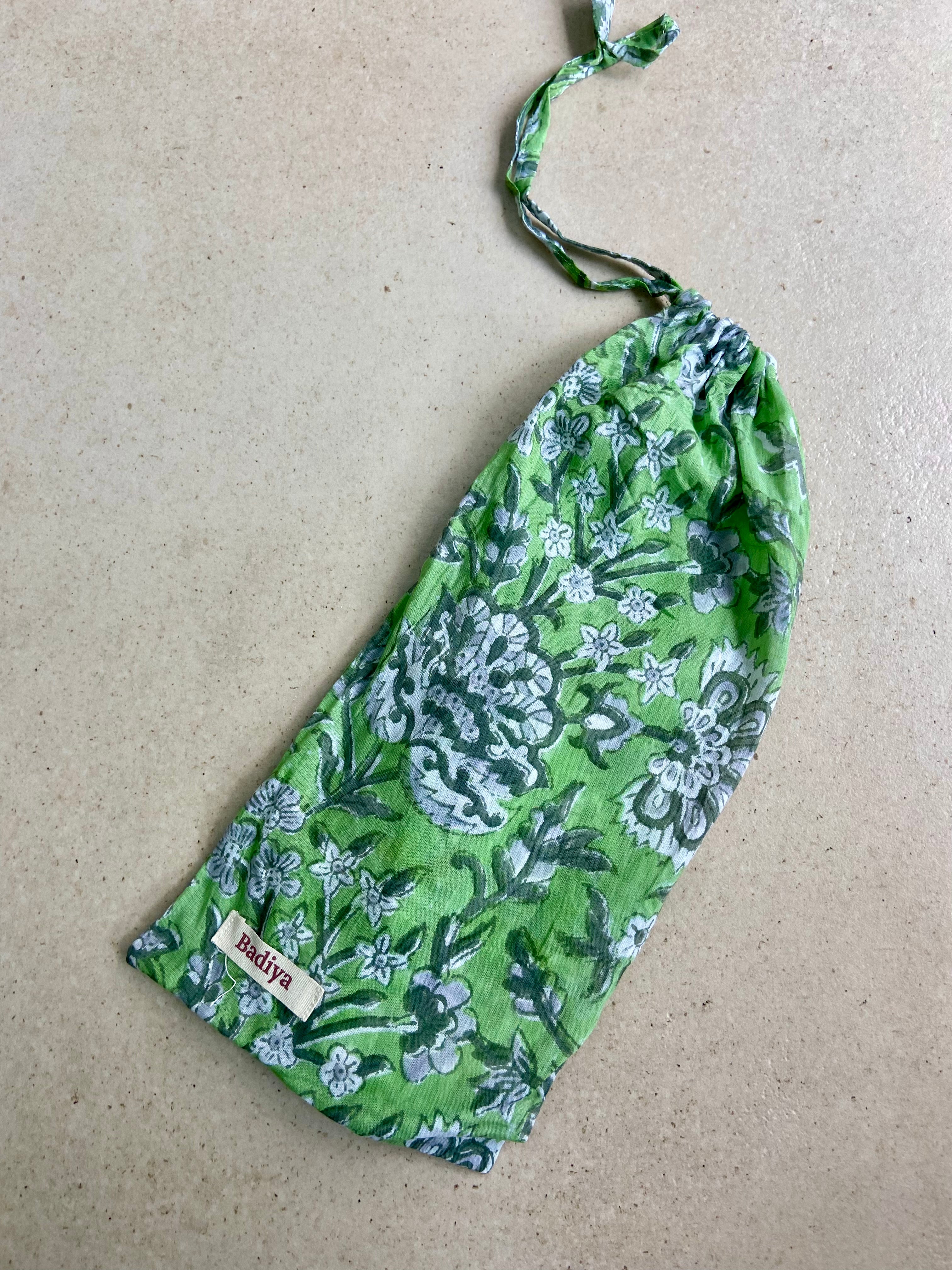 L/XL Slippers