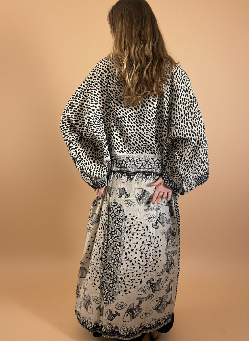 Nilus Kimono