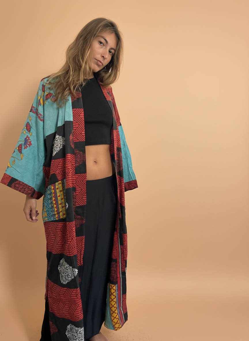 Nilus Kimono
